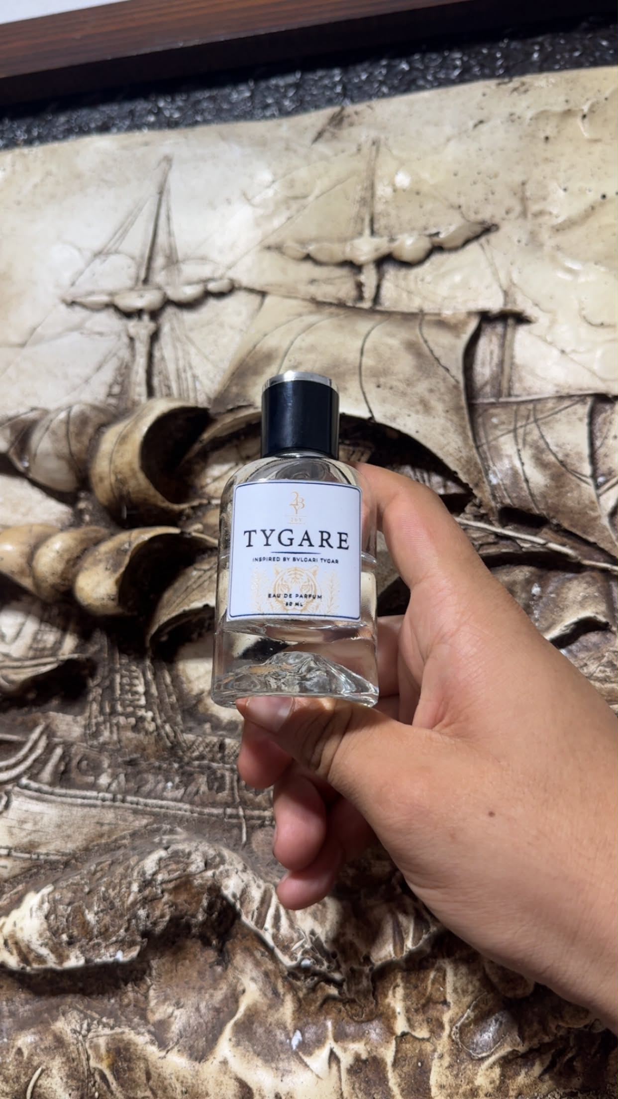 2bY Fragrance TYGARE parfümünün gerçek ürün fotoğrafı